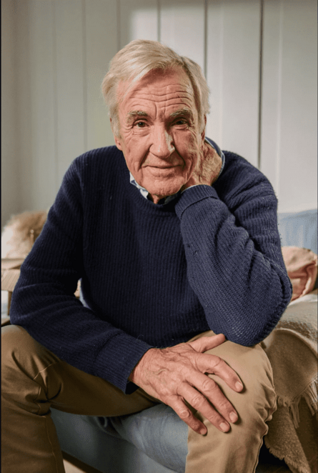 Larry Lamb 